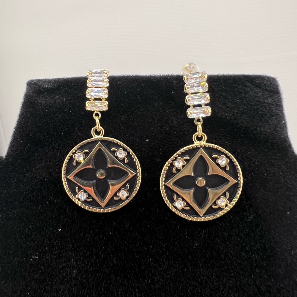 Fashion Clover Dangle Earrings